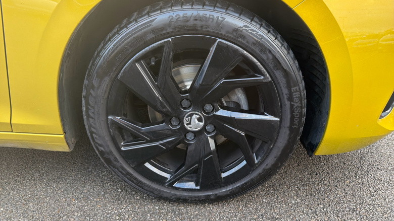 Vauxhall Astra 1.2 Turbo 130 GS Line 5dr Petrol Hatchback